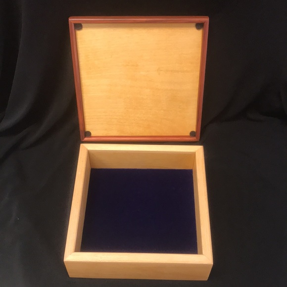 Rick Honyouti Hopi Sunface Wooden Box with Lid - Picture 4 of 10